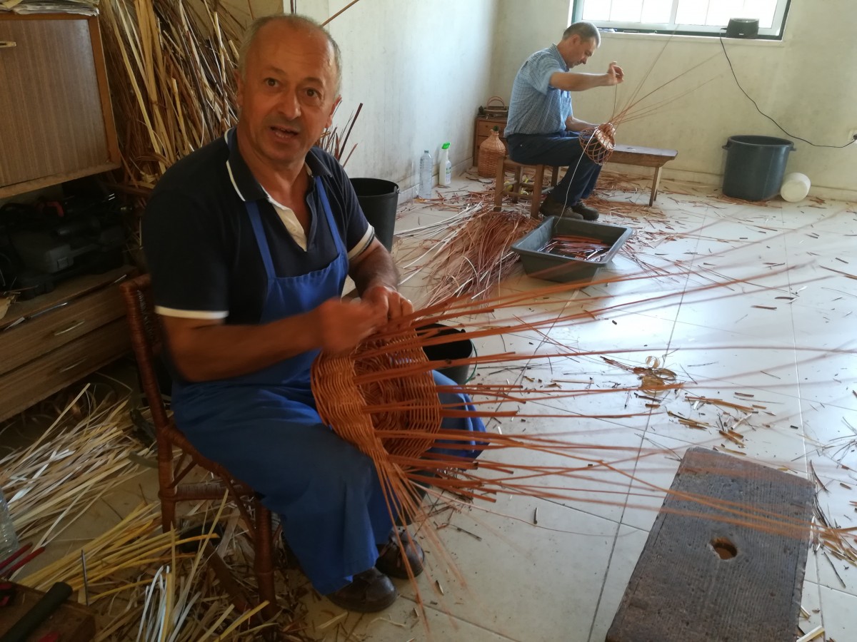 Vila de Rei | Cesteiros da Aveleira: uma vida a converter o vime em arte